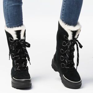 Sorel Women’s Tivoli Tall Snow Boot size 8